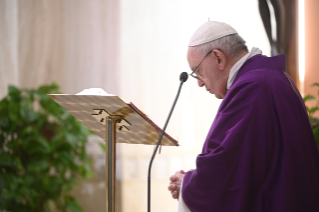2-Holy Mass presided over by Pope Francis at the <i<Casa Santa Marta</i> in the Vatican: "The three dimensions of Christian life: election, promise, covenant"