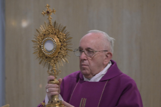 11-Holy Mass presided over by Pope Francis at the <i>Casa Santa Marta</i> in the Vatican: "Seek Jesus in the poor"