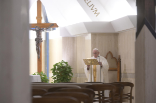 0-Holy Mass presided over by Pope Francis at the Casa Santa Marta in the Vatican: "The gift of the Holy Spirit: frankness, courage, parresia"