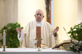 5-Holy Mass presided over by Pope Francis at the Casa Santa Marta in the Vatican: "Work is the vocation of man" 