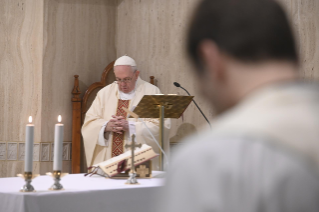 2-Holy Mass presided over by Pope Francis at the Casa Santa Marta in the Vatican: “Learning to live in moments of crisis”