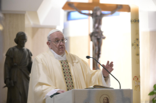 3-Misa celebrada por el papa Francisco de forma privada en la capilla de la Casa Santa Marta. <i>Todos tenemos un único Pastor: Jesús</i>