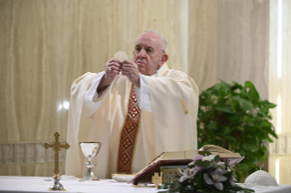 7-Santa Missa celebrada na capela da Casa Santa Marta: “Atitudes que impedem de conhecer Cristo”