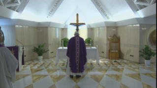 8-Holy Mass presided over by Pope Francis at the <i>Casa Santa Marta</i> in the Vatican: "With a “naked heart”" 