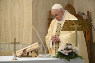 1-Holy Mass presided over by Pope Francis at the Casa Santa Marta in the Vatican:"Our relationship with God is gratuitous, it is friendship"