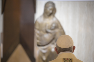 13-Holy Mass presided over by Pope Francis at the Casa Santa Marta in the Vatican: "Christ died and rose for us: the only medicine against the worldly spiri"t