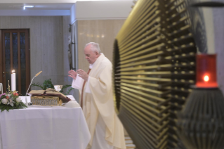 5-Holy Mass presided over by Pope Francis at the Casa Santa Marta in the Vatican: “Having the courage to see through our darkness, so the light of the Lord may enter and save us” 