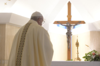 11-Holy Mass presided over by Pope Francis at the Casa Santa Marta in the Vatican: "His consolation is close, true and opens the doors of hope"