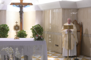 10-Holy Mass presided over by Pope Francis at the Casa Santa Marta in the Vatican: "His consolation is close, true and opens the doors of hope"