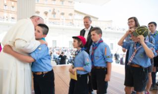2-A la Asociación de Guías y Scouts Católicos Italianos [AGESCI] (13 de junio de 2015)