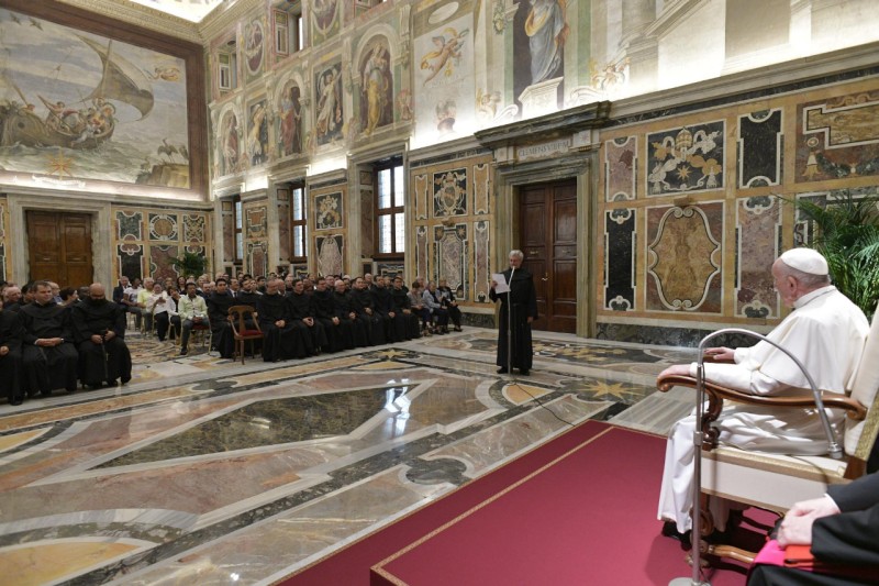 Audiencia papal a los agustinos descalzos