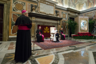 2-Alle delegazioni da Verona e da Catanzaro per il dono del Presepio e dell'Albero di Natale in Piazza San Pietro