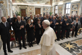 6-Agli Officiali dell'Archivio Segreto Vaticano