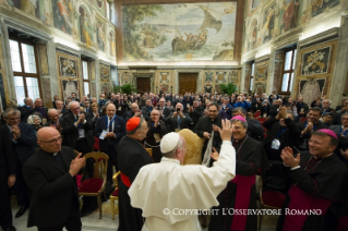14-Ai Partecipanti all’Incontro promosso dalla Commissione Carità e Salute della Conferenza Episcopale Italiana