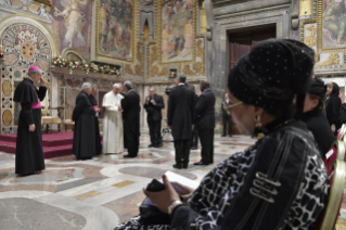 16-A los miembros del Cuerpo Diplomático acreditado ante la Santa Sede