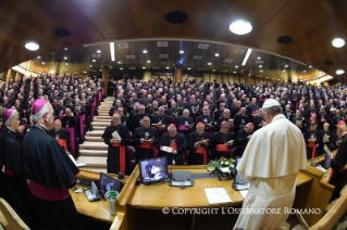 4-A la Conferencia Episcopal Italiana