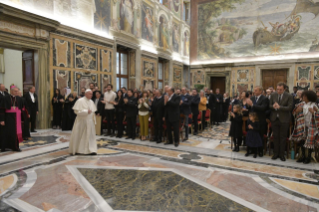 4-Agli artisti del "Concerto di Natale" in Vaticano