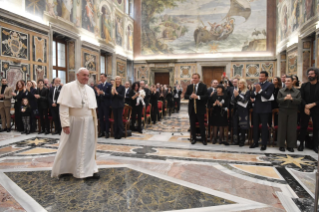 4-A los organizadores y artistas del "Concierto de Navidad en el Vaticano"