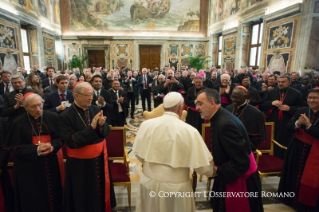 2-A los participantes en un Congreso internacional sobre la Encíclica <i>Deus Caritas Est</i> de Benedicto XVI