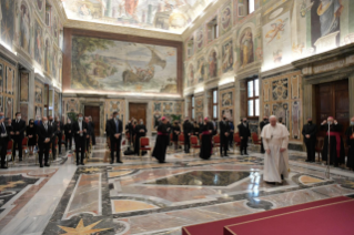 2-Alle Delegazioni che offrono il Presepio e l'albero di Natale in Piazza San Pietro