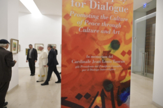 9-Inauguración de la exposición «Caligrafía para el diálogo: promover la cultura de la paz mediante la cultura y el arte», en memoria del cardenal Jean-Louis Tauran