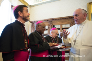 1-Aos Bispos da Confer&#xea;ncia Episcopal de Mo&#xe7;ambique em Visita "ad Limina Apostolorum" 