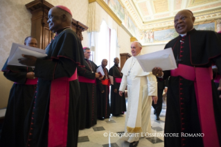 3-Audiencia a los obispos de la Conferencia Episcopal de Mozambique en visita "ad Limina Apostolorum"