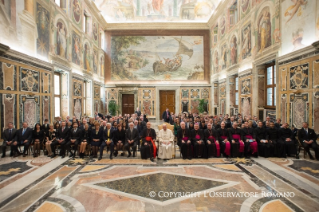 5-An die Mitglieder der "Papal Foundation"