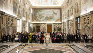 1-Meeting with participants in the International Symposium on the Pastoral Care of the Street, organized by the Pontifical Council for the Pastoral Care of Migrants and Itinerant People 