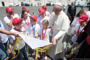 0-Incontro con i partecipanti all'Iniziativa "Il Treno dei Bambini" promossa dal Pontificio Consiglio della Cultura
