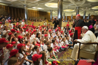 17-Incontro con i partecipanti all'Iniziativa "Il Treno dei Bambini" promossa dal Pontificio Consiglio della Cultura