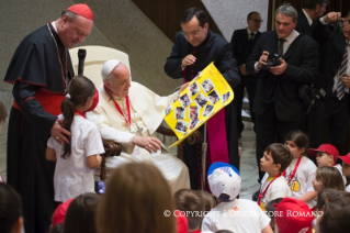 11-Incontro con i partecipanti all'Iniziativa "Il Treno dei Bambini" promossa dal Pontificio Consiglio della Cultura