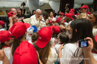 9-Incontro con i partecipanti all'Iniziativa "Il Treno dei Bambini" promossa dal Pontificio Consiglio della Cultura