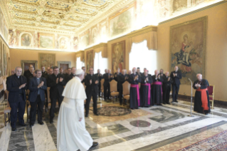 0-Aos Sacerdotes e membros da Cúria da Arquidiocese de Valência, Espanha