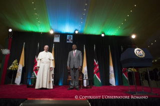 0-Viaje apostólico: Encuentro con las autoridades y con el cuerpo diplomático acreditado en Nairobi
