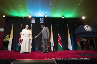 3-Viaje apostólico: Encuentro con las autoridades y con el cuerpo diplomático acreditado en Nairobi