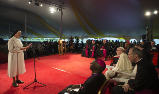 2-Viaggio Apostolico: Incontro con il Clero, i Religiosi, le Religiose ed i Seminaristi a Nairobi