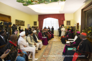 3-Viaje apostólico: Encuentro interreligioso y ecuménico en el Salón de la Nunciatura apostólica