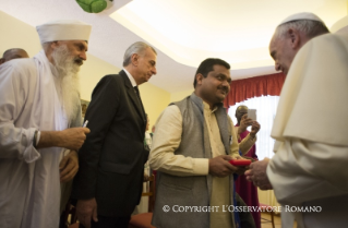 15-Apostolische Reise : Interreligiöse Begegnung im Salon der Apostolischen Nuntiatur