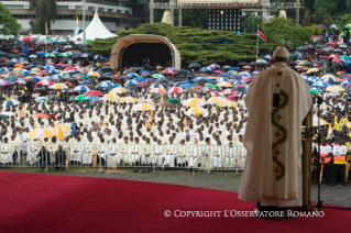 13-Apostolische Reise: Heilige Messe auf dem Campus der Universität von Nairobi