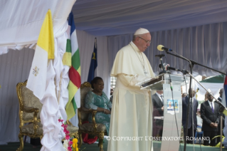 4-Apostolic Journey: Meeting with transitional Leaders and Diplomatic Corps in Bangui