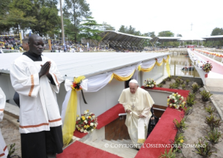 30-Viaje apostólico: Santa Misa por los mártires de Uganda 