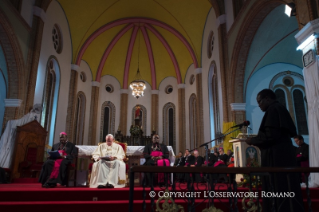 4-Apostolische Reise: Begegnung mit Priestern, Ordensleuten und Seminaristen in der Kathedrale