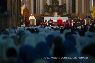 24-Apostolische Reise: Begegnung mit Priestern, Ordensleuten und Seminaristen in der Kathedrale