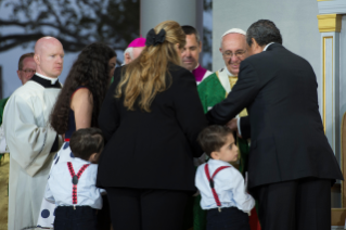 3-Viaje apostólico: Santa Misa de clausura del VIII Encuentro Mundial de las Familias