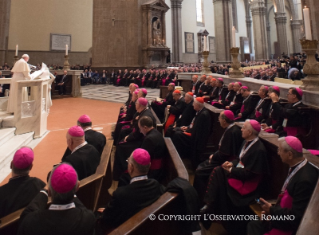 3-Begegnung mit den Repräsentanten des 5. Nationalen Kongresses der Kirche in Italien 