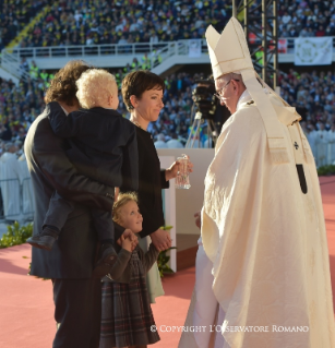 8-Pastoral Visit: Holy Mass at the Artemio Franchi Municipal Stadium 