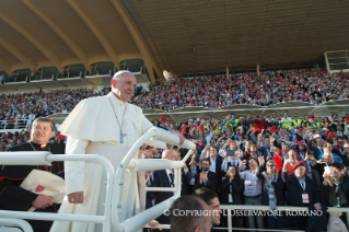 11-Visite pastorale  : Messe au stade municipal Artemio Franchi de Florence