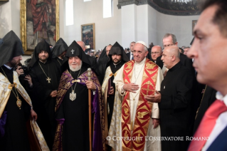 8-Viaje apostólico a Armenia: Visita de oración a la Catedral Apostólica
