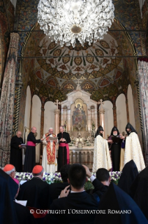 7-Viaje apostólico a Armenia: Visita de oración a la Catedral Apostólica
